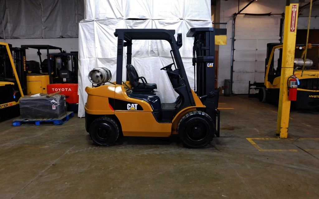  2010 Caterpillar 2P6000 Forklift on Sale in Georgia