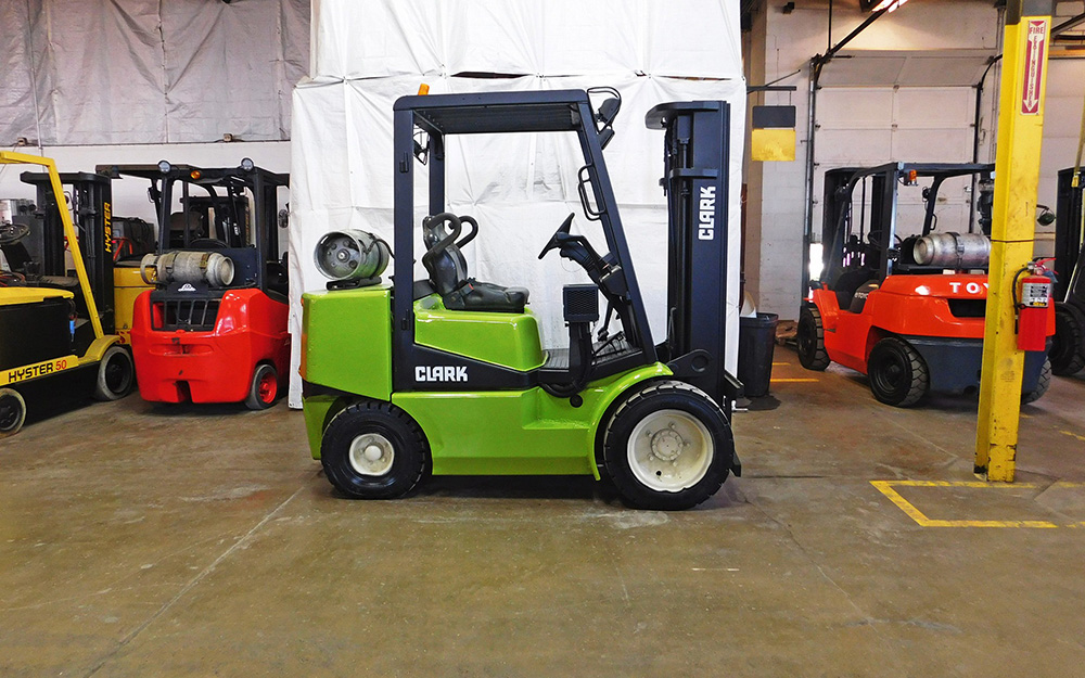 2000 Clark CGP30 Forklift on Sale in Georgia