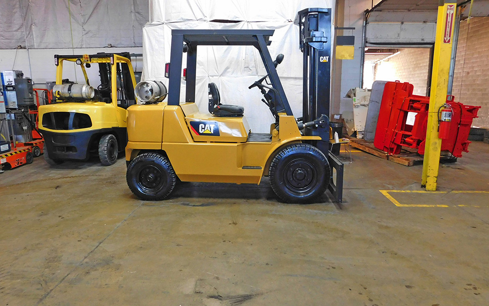 2004 Caterpillar GP40K Forklift on Sale in Georgia